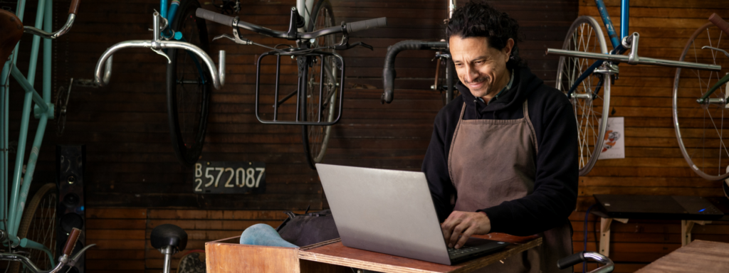 What to consider when comparing checking accounts 